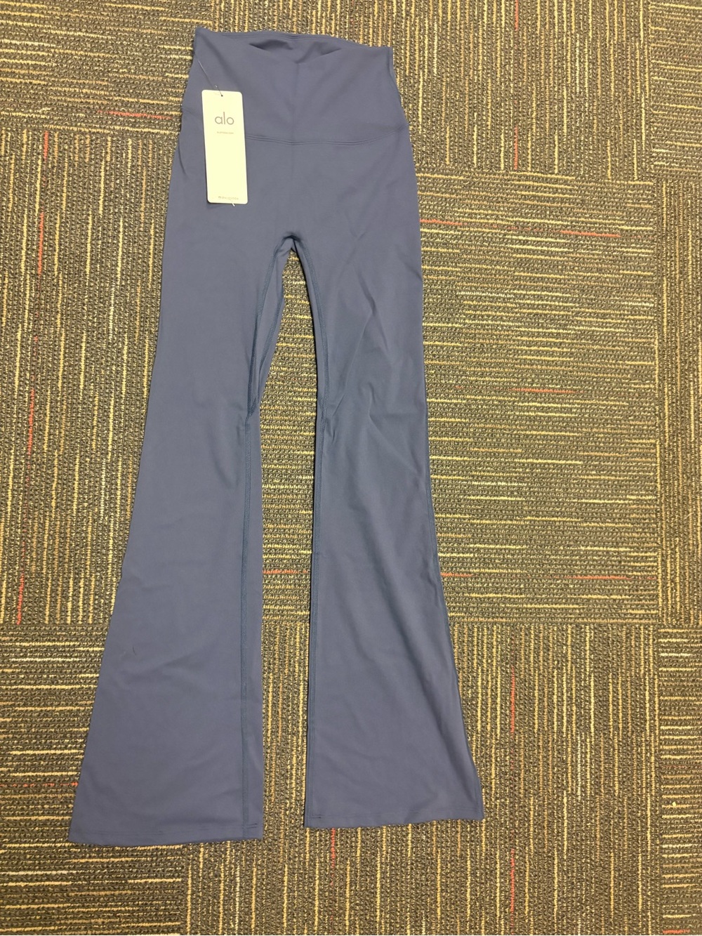 Alo flare leggings